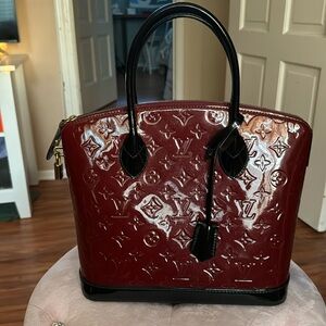 Louis Vuitton Lockit Cherry red Vernis Tite Bag